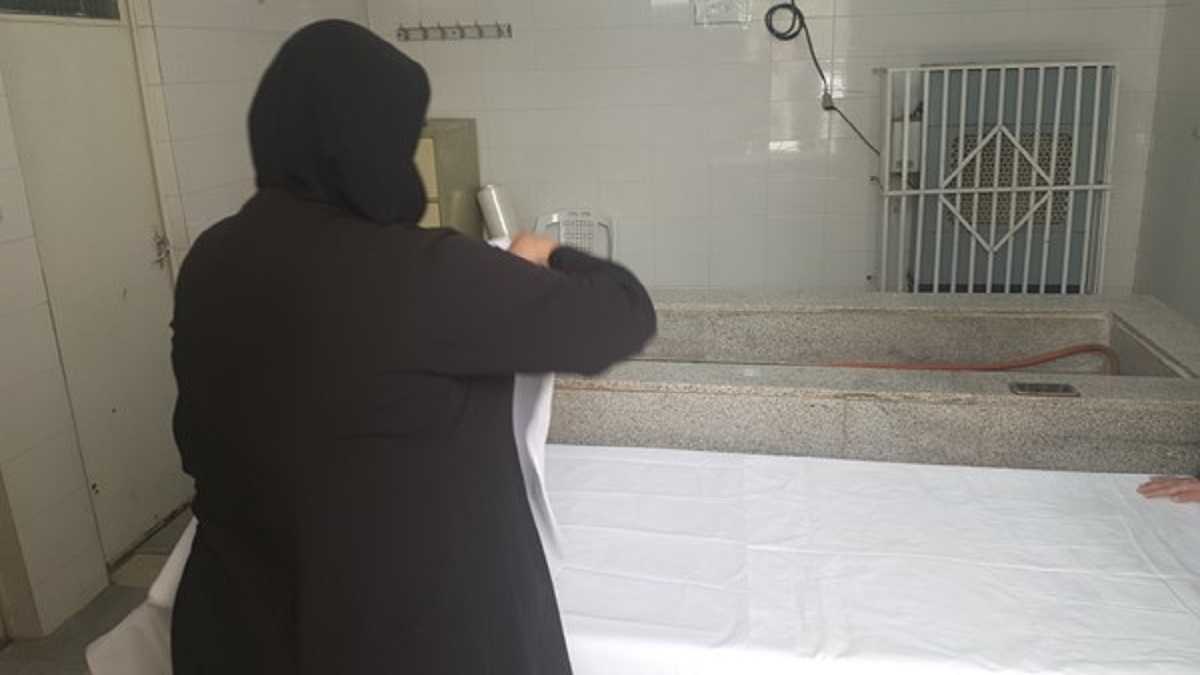 محکومیت زن بدحجاب به یکماه شستشوی میت در غسالخانه تهران ؛ بهت و حیرت حقوقدانان!