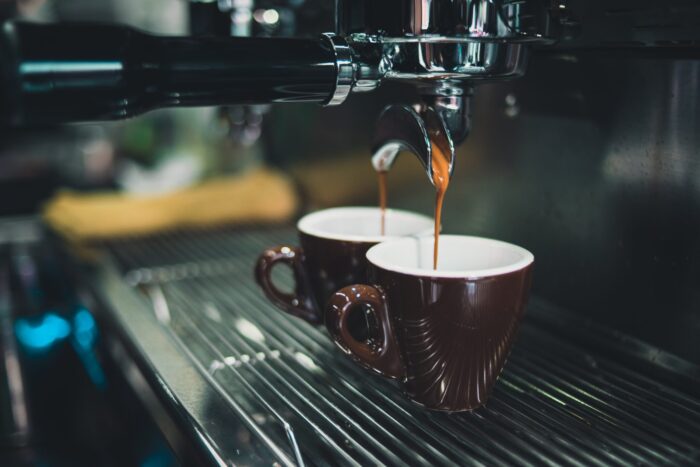 تاثیر نوشیدن قهوه در جلوگیری از بروز آلزایمر