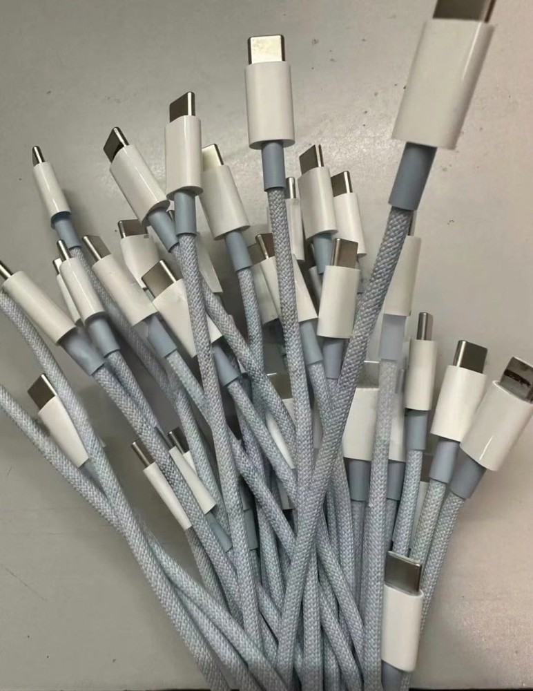 تصاویر کابل‌های USB-C اپل برای آیفون 15 منتشر شد