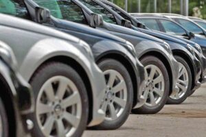 توقف ثبت سفارش خوردو وارداتی ؛ پرونده واردات بسته شد؟