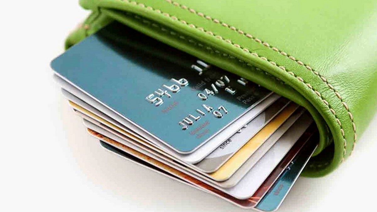 تکذیب امکان استفاده از کارت ملی به جای کارت بانکی
