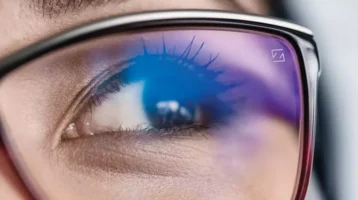 عینک‌های بلوکات تأثیری بر سلامت چشم ندارند!