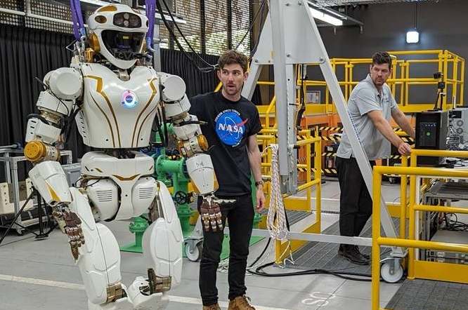 ربات‌های انسان‌نما به کمک فضانوردان خواهند رفت
