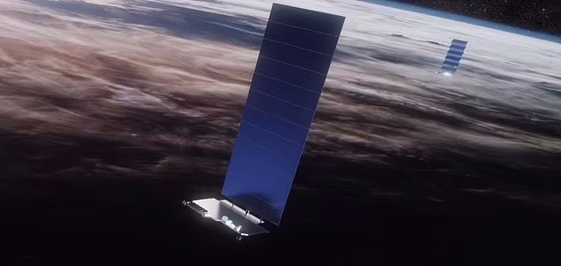 تماشا کنید ویدیو حیرت‌انگیز گردش ماهواره‌های استارلینک به دور زمین