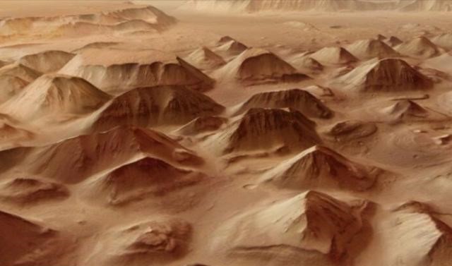 کشف یک دریاچه گلی مرموز در مریخ