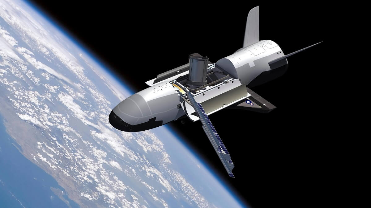 فضاپیمای نظامی X-37B طولانی‌ترین زمان گردش در فضا را به نام خود ثبت کرد