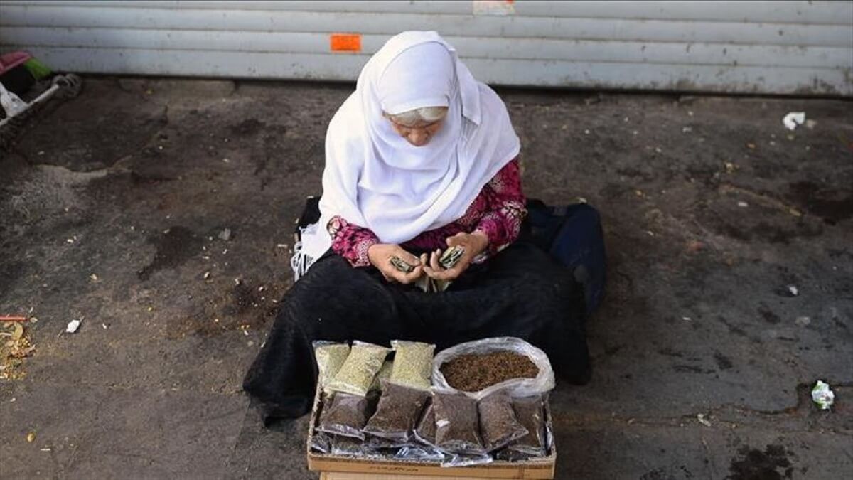 بانک جهانی حدودا ۷۰ درصد از مردم ایران را دست به گریبان فقر دانست