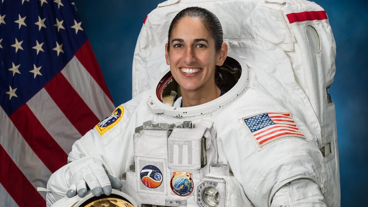 یاسمین مقبلی فضانورد ایرانی تبار