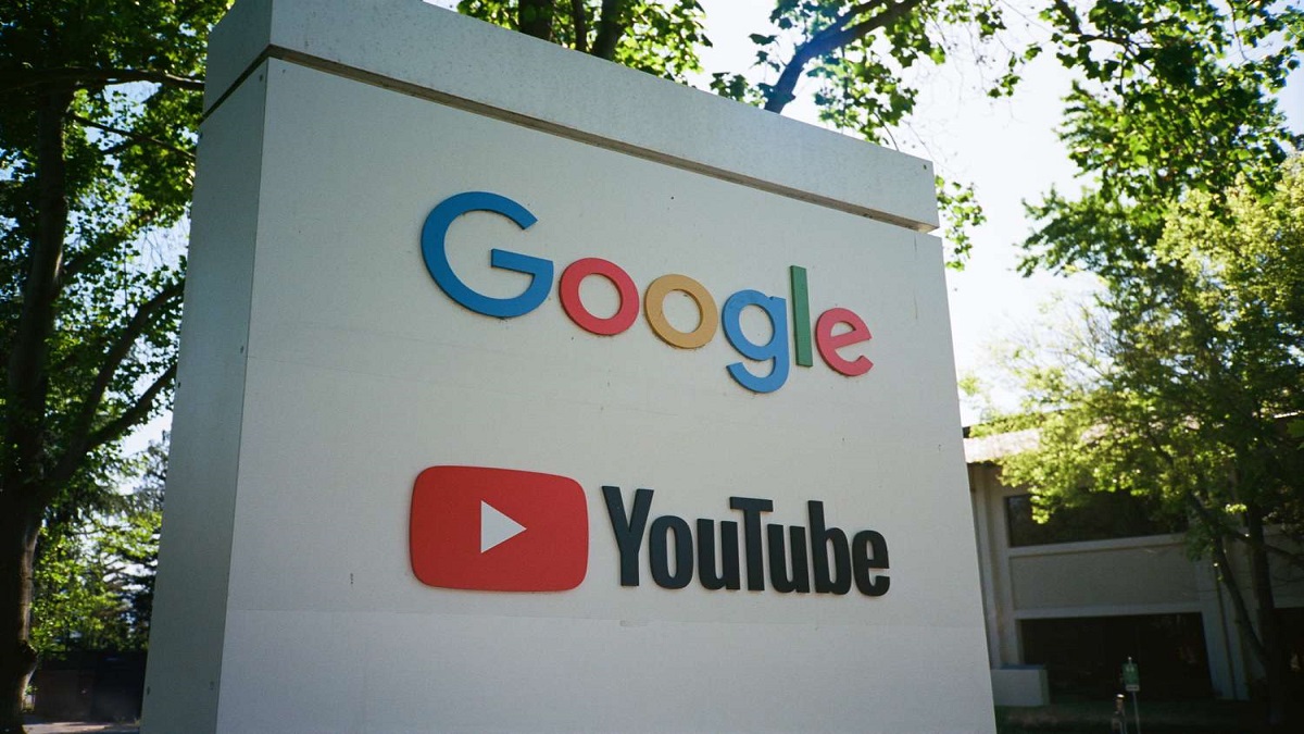 یوتیوب استفاده از برچسب هوش مصنوعی برای تولیدکنندگان محتوا را اجباری کرد