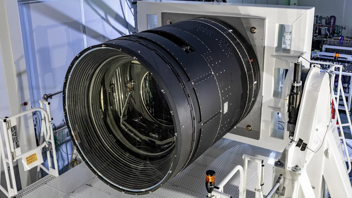 بزرگترین دوربین نجوم دیجیتال جهان با دقت 3,200 مگاپیکسلی آماده نصب شد