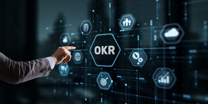 چگونه OKR را به‌صورت فردی و تیمی تنظیم کنیم؟