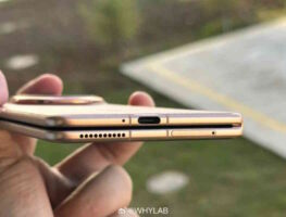 آنر مجیک وی 3 در حالت باز، نازکترین تاشوی جهان است