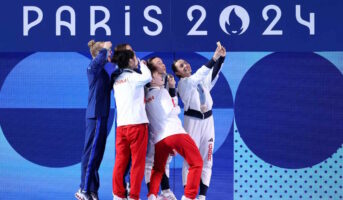 کار سامسونگ با المپیک 2024 تمام شد؛ سلفیهای پیروزی را از دست ندهید
