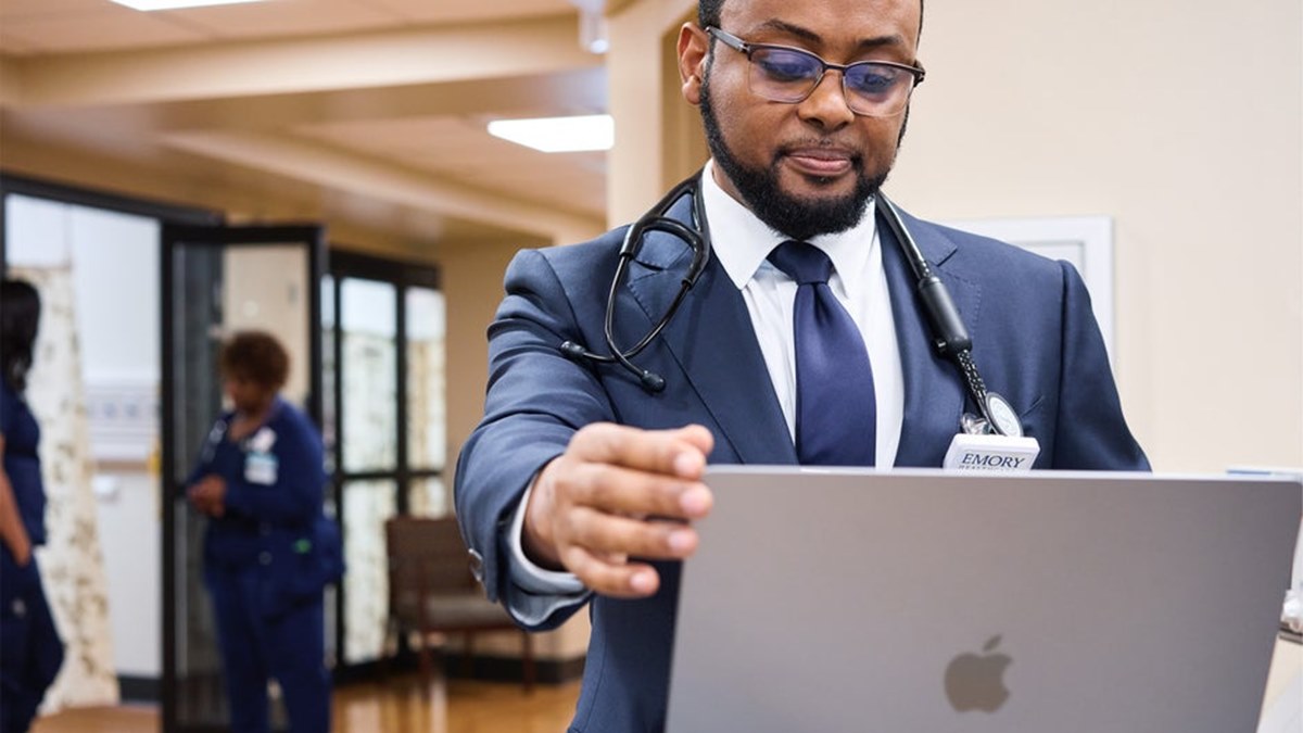 تحول دیجیتال در بیمارستانی در گرجستان با کمک محصولات اپل