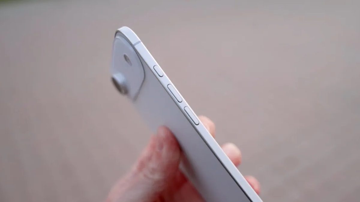 مشخصات وزن، ضخامت و باتری بسیار کوچک آیفون 17 Air لو رفت