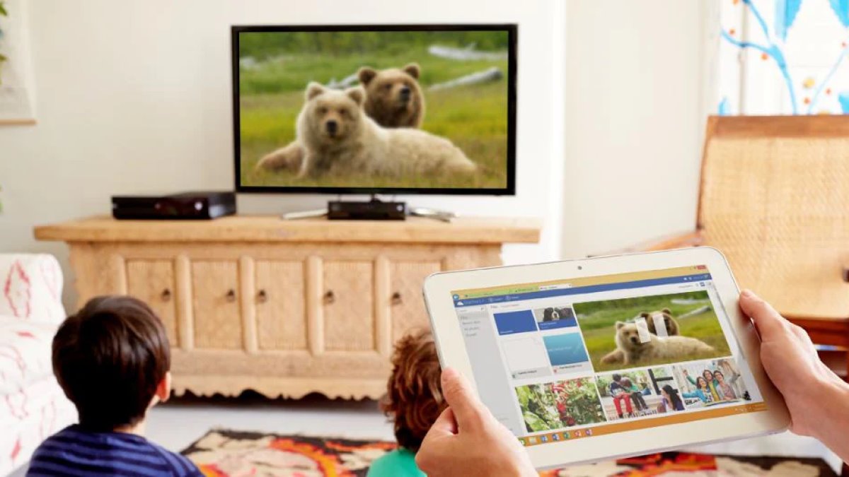 تفاوت DLNA و Miracast چیست؟ دو راهکار بی‌سیم برای انتقال محتوای چندرسانه‌ای