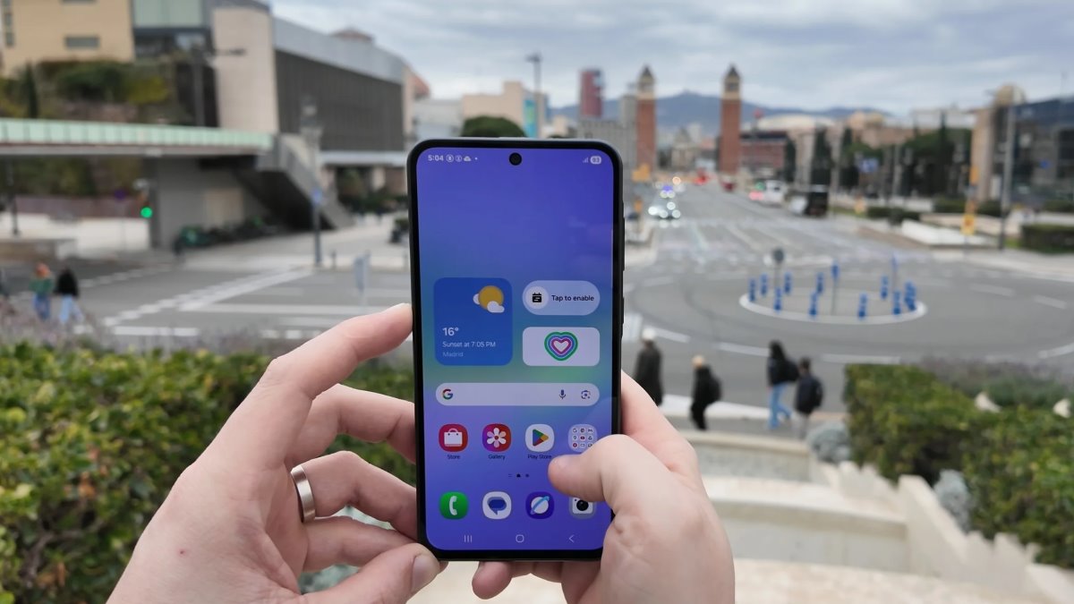 نسخه آزمایشی وان‌یو‌آی 8 برای گلکسی ای 36 منتشر شد