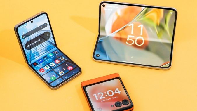 بازار گوشی های تاشو در اروپا با رشد چشمگیر تا سال 2028 پیش‌بینی شد