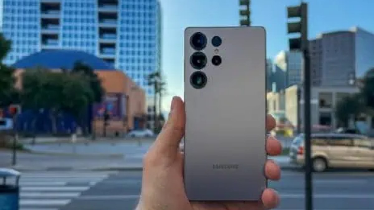 احتمال حذف قابلیت شارژ بی‌سیم معکوس از گلکسی اس 26 به خاطر Qi2 وجود دارد