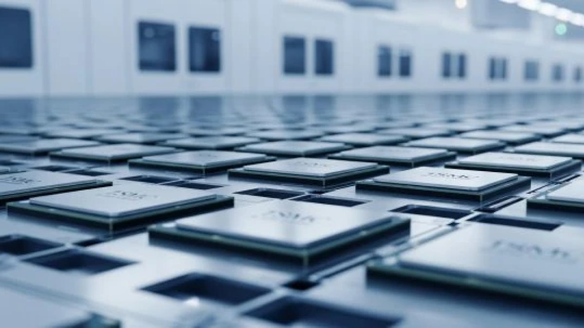 ترامپ: شرکت TSMC قصد دارد 300 میلیارد دلار در آمریکا سرمایه‌گذاری کند