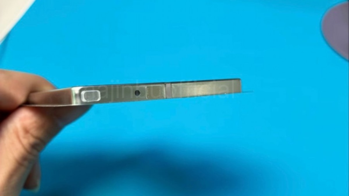 آیفون 17 ایر با باتری بسیار کوچک معرفی خواهد شد