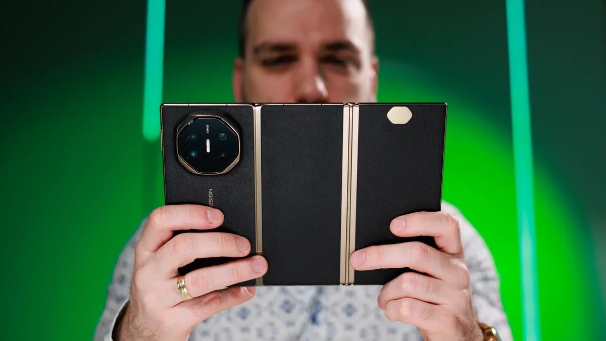 هواوی با گوشی میت ایکس تی اس ارزان‌تر، رقابت را برای تاشوهای سامسونگ سخت می‌کند