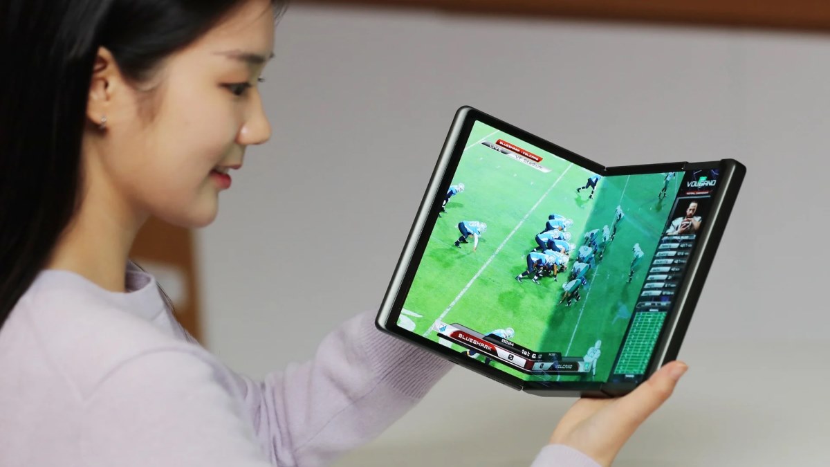 جزئیات رابط کاربری و قابلیت‌های چندوظیفگی گوشی تاشوی سه گانه سامسونگ فاش شد