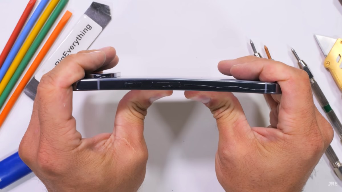 تست مقاومت پیکسل 10 پرو ایکس ال با موفقیت انجام شد