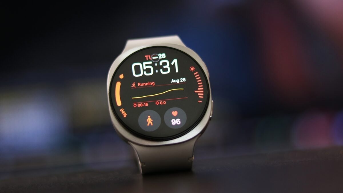 ظاهراً دارندگان ساعت هوشمند سامسونگ گلکسی قادر به استفاده از اپلیکیشن Google Clock نیستند