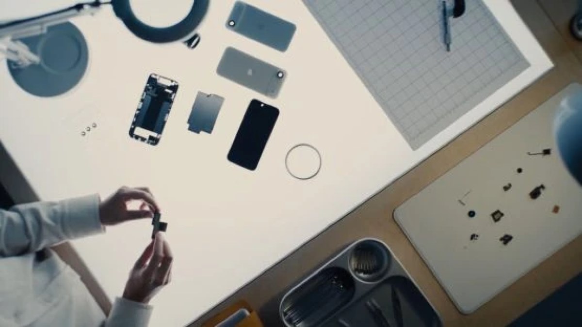 اپل ویدئوهای تبلیغاتی آیفون 17 را منتشر کرد ؛ معرفی آیفون ایر، پرو و پرو مکس