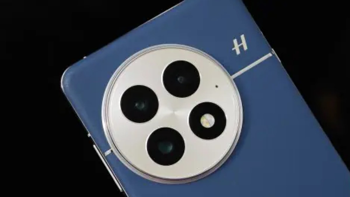 اولین تصاویر دوربین وان پلاس 15 منتشر شد ؛ لنز تله‌فوتو 85 میلی‌متری در مرکز توجه