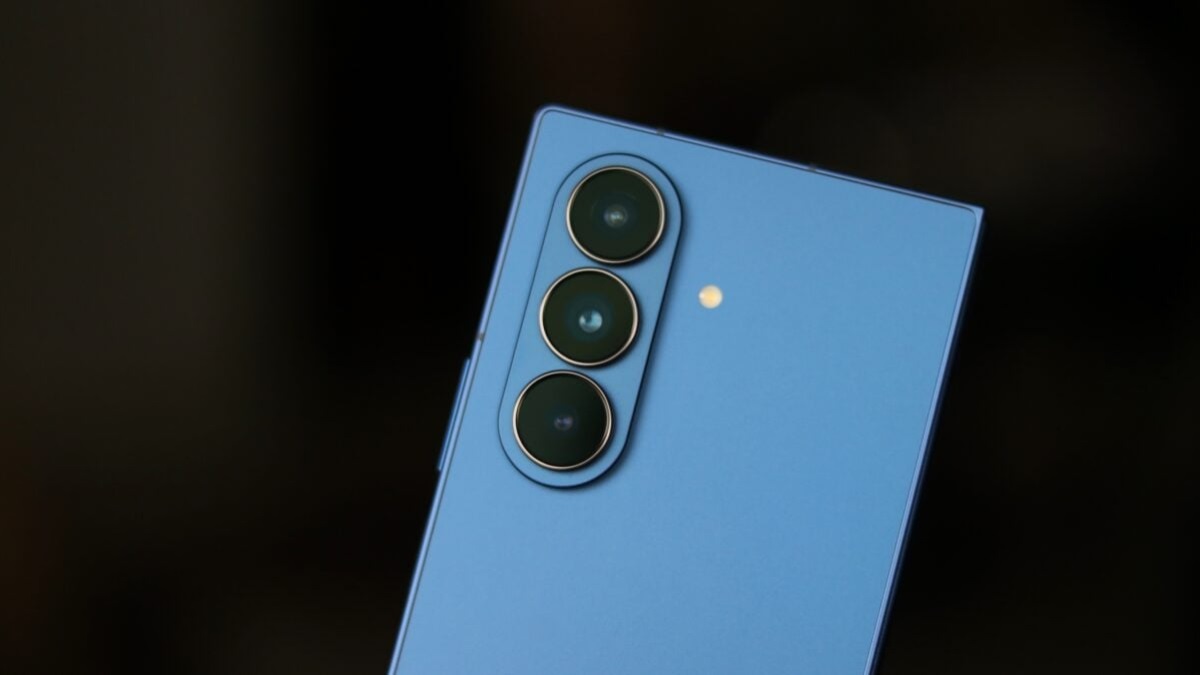 شایعه شده که ویژگی دوربین گلکسی اس 26 در حال حاضر در گلکسی زد فولد 7 موجود است