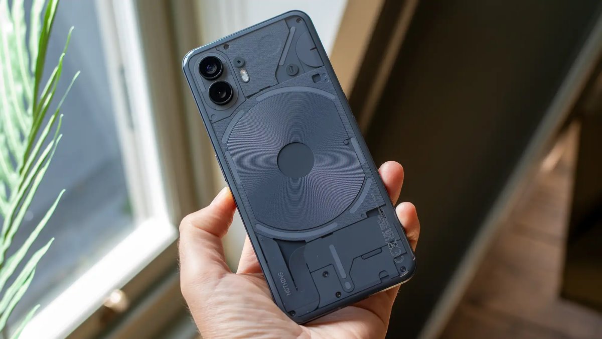 قابلیت ضبط تماس با یک دکمه به گوشی‌های ناتینگ اضافه شد