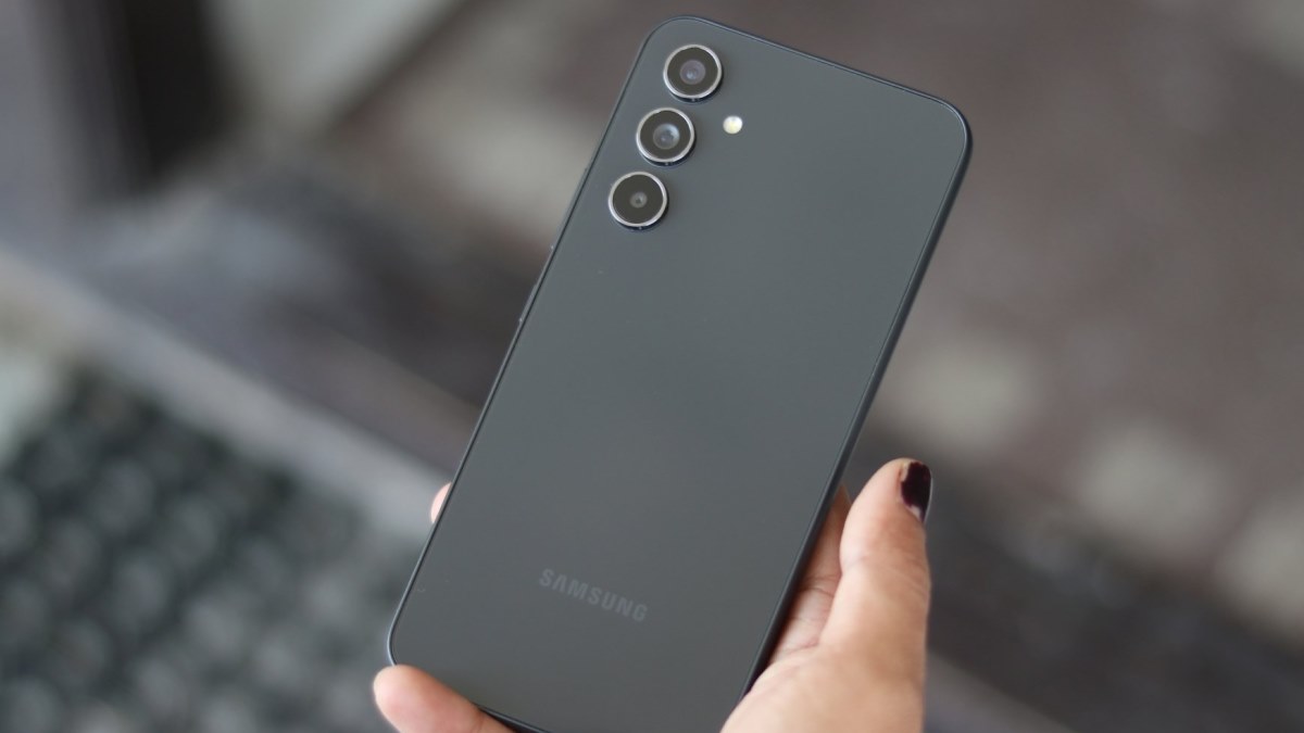 نسخه پایدار وان یو آی 8 برای گلکسی ای 54 در هند منتشر شد