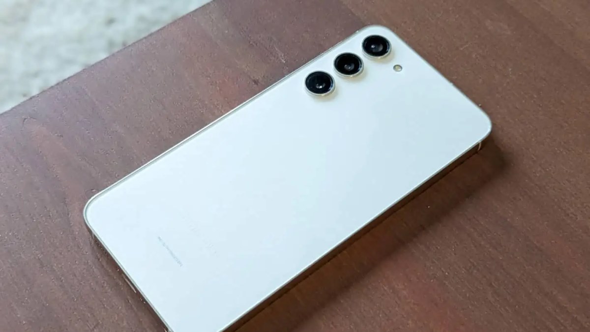 انتشار به‌روزرسانی وان یو آی 8 برای گلکسی اس 23 به‌دلیل باگ جدی متوقف شد