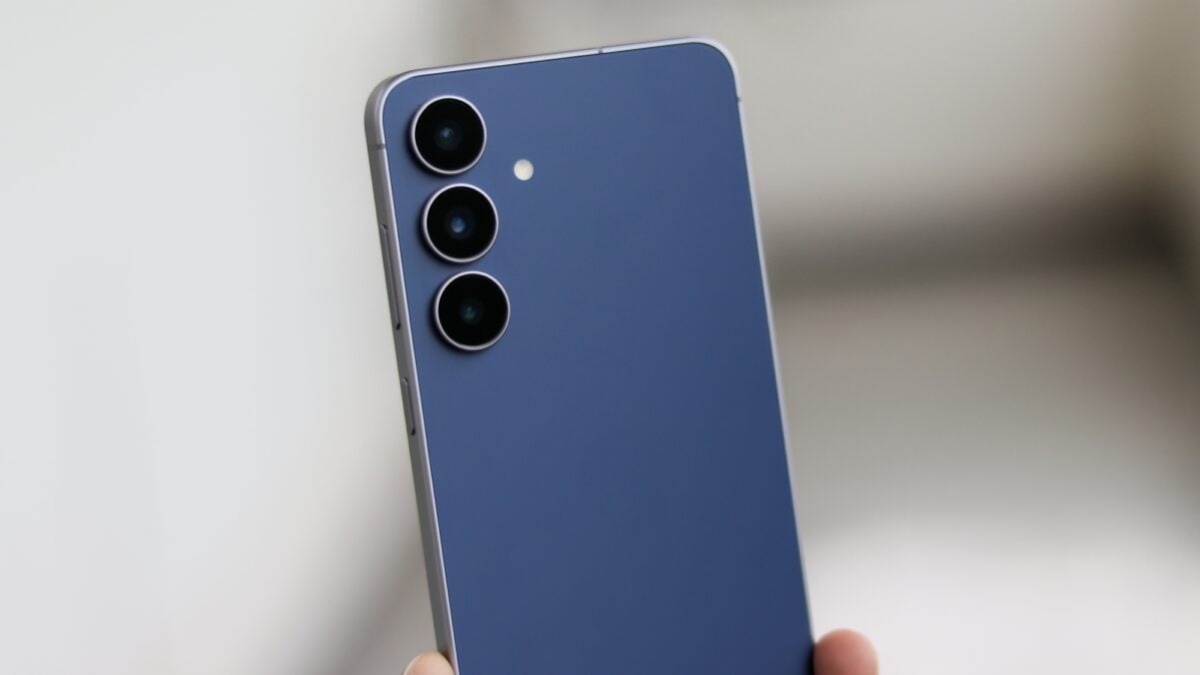 قابلیت سه‌بعدی از اپلیکیشن دوربین سامسونگ برای عرضه هدست ایکس آر حذف می‌شود