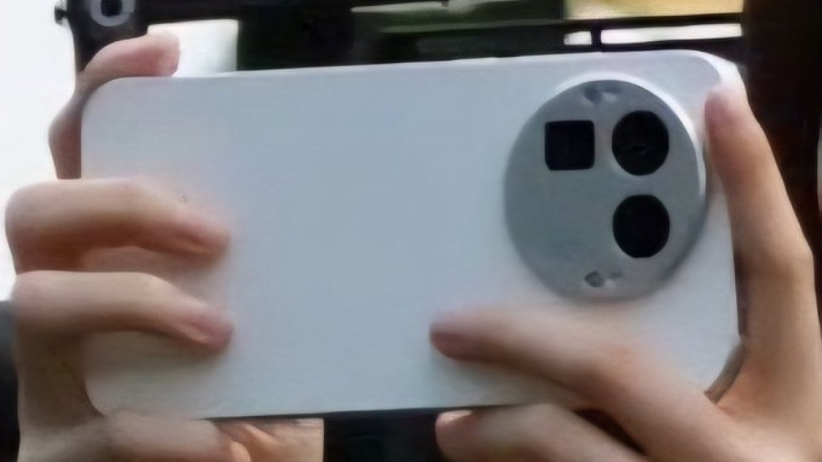 ریلمی جی تی 8 پرو با طراحی ماژول دوربین قابل تعویض لو رفت