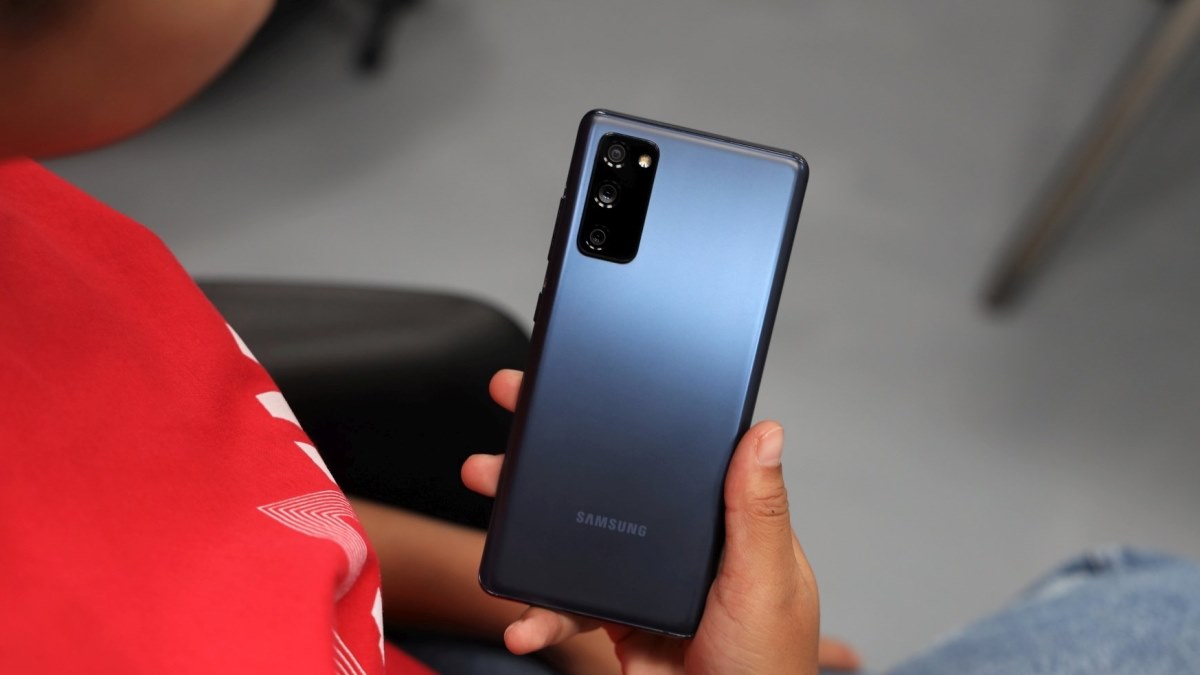 پشتیبانی نرم‌افزاری اولین گوشی گلکسی اس اف ای سامسونگ به پایان رسید