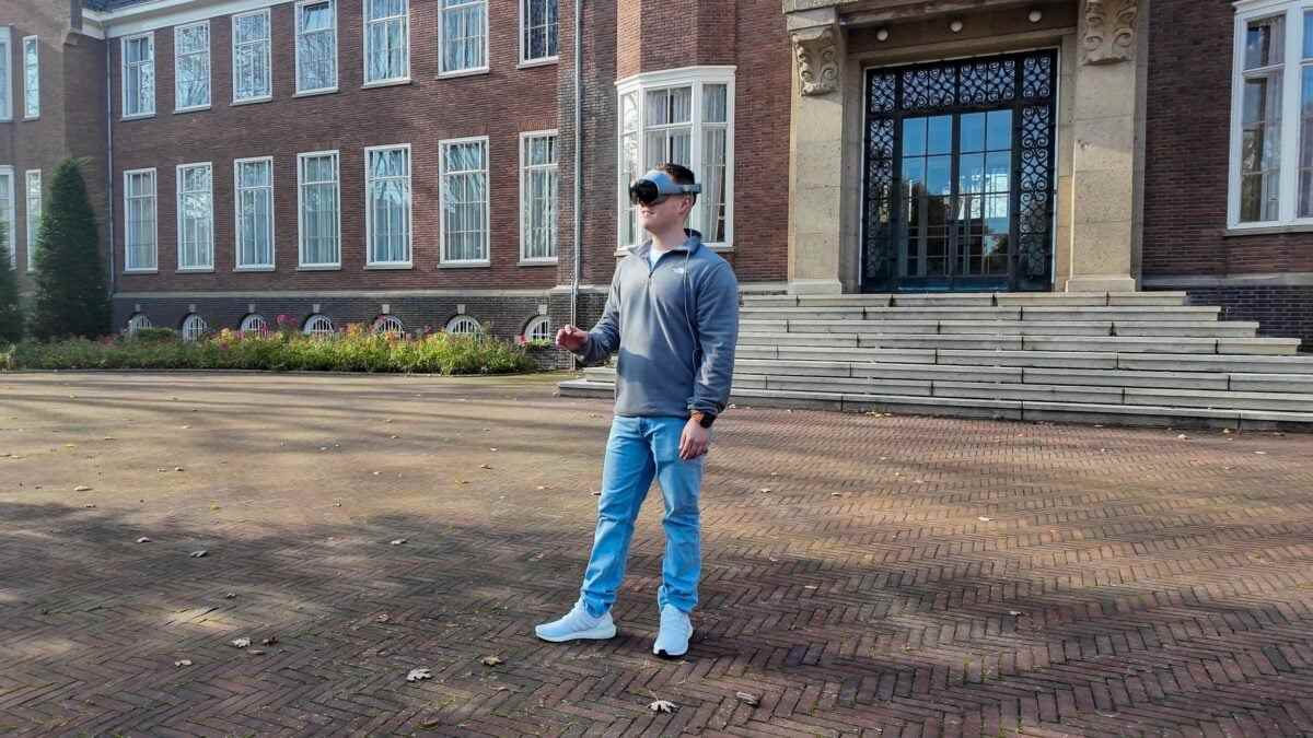 گلکسی ایکس آر