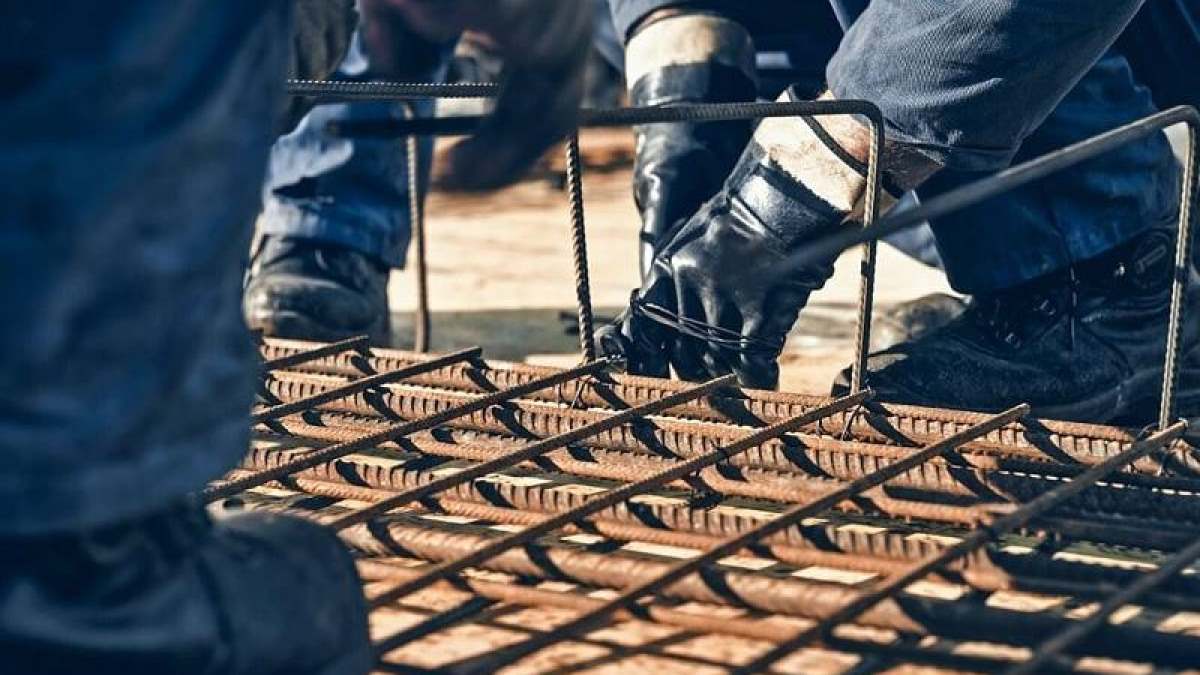 کسب‌وکار آهن در پلتفرم های آنلاین؛ فرصت‌ها و چالش‌های تخصصی