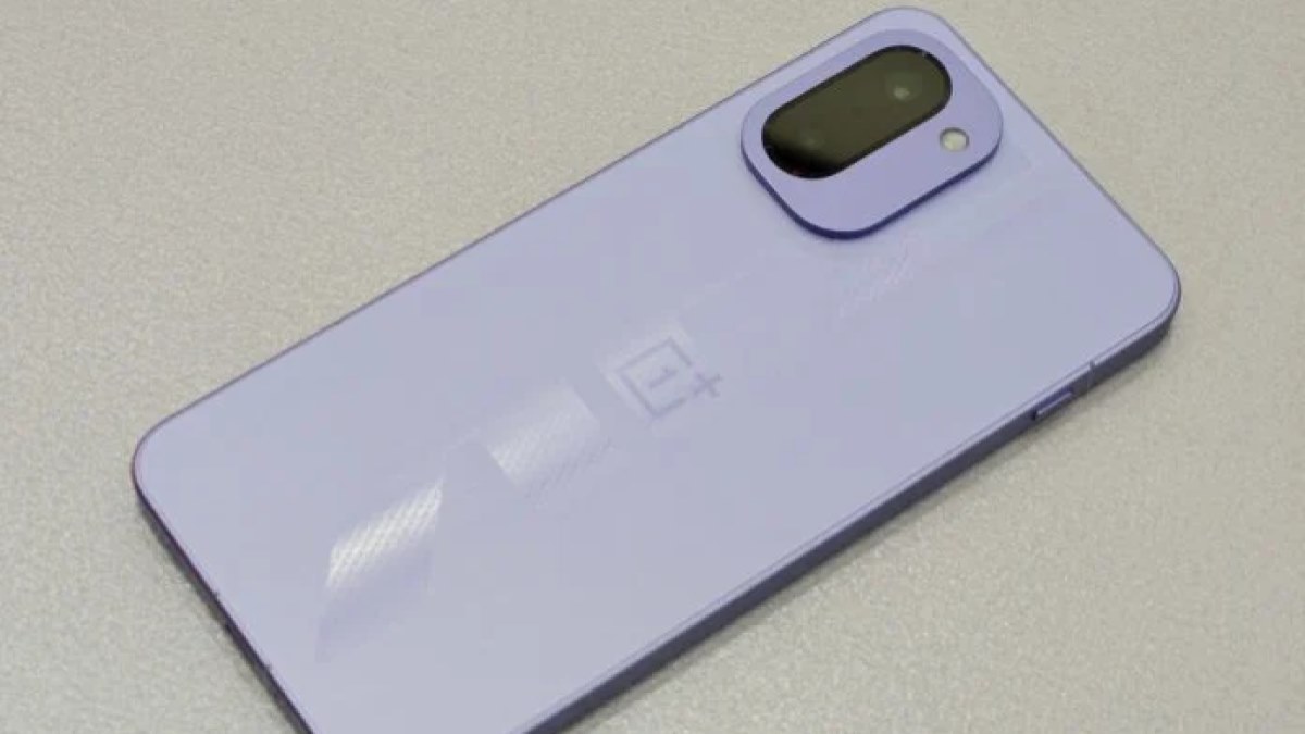 وان پلاس 15 آر