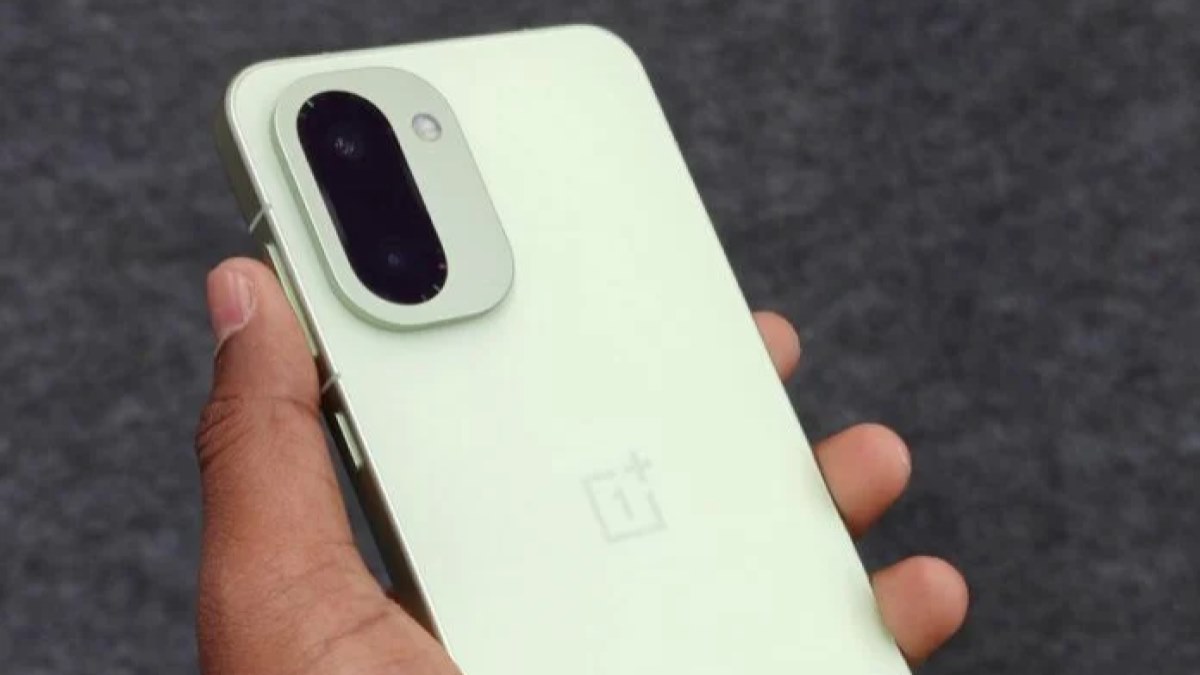 وان پلاس 15 آر