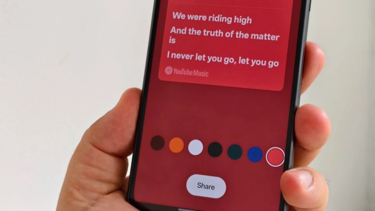 پخش آهنگ‌های دانلود شده در یوتیوب موزیک برای کاربران پریمیوم با مشکل مواجه شده است